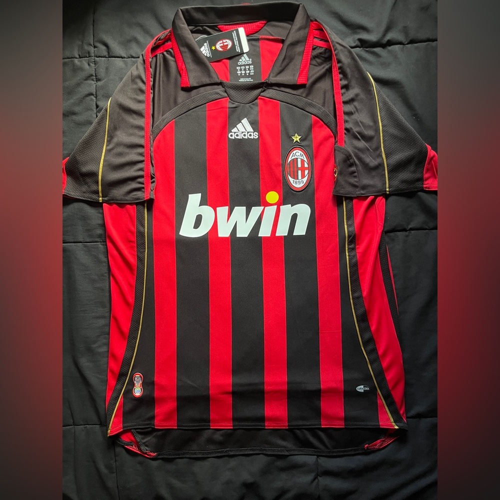 Kaka #22 Medium Milan 2006/2007 Retro Soccer Jersey Kit Red Home